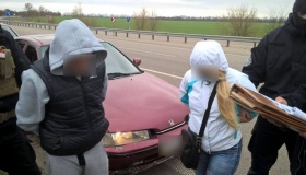 На Полтавщині затримали сімейний тандем за збут наркотиків
