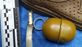У центрі Полтави патрульні виявили у молодика предмет, схожий на гранату