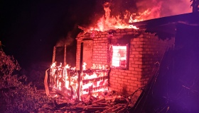 На Полтавщині згоріло три дачних будинки
