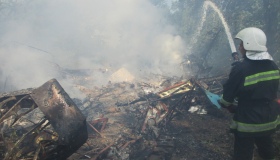 Аварійна посадка: на Полтавщині загорівся і впав літак