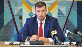 Депутати полтавської міськради зберуться на позачергову сесію