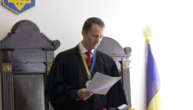Суддю Київського райсуду Полтави звільнили у відставку