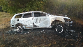 На Гадяччині вщент згоріла автівка