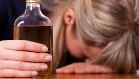 На Полтавщині неповнолітня отруїлася алкоголем