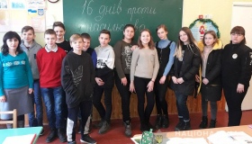 На Полтавщині поліцейські розповіли школярам, як вберегтися від домашнього насильства