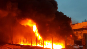 Масштабна пожежа у Полтаві: до гасіння задіяно 42 вогнеборці