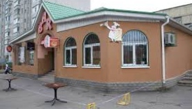 На Полтавщині поблизу кафе вбили людину