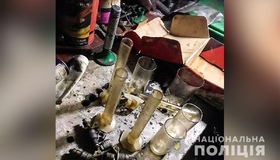 Сімох підозрюваних у наркозлочинах на Полтавщині взяли під варту