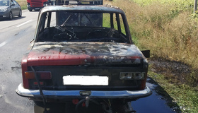 На Полтавщині спалахнув автомобіль: водій отримав  опіки