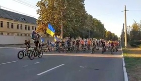 Понад дві тисячі кременчужан влаштували велопарад до Дня Незалежності
