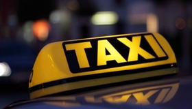 На Полтавщині чоловік розстріляв автомобіль таксі