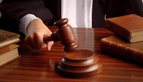 Суд у Полтаві призначив умовний термін закладчику наркотиків