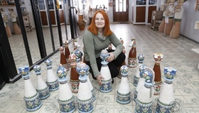 В Опішні виготовили унікальні глиняні шахи