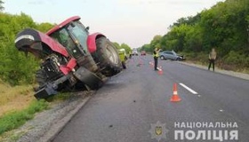 На Полтавщині "Мерседес" зіткнувся із трактором – водій у важкому стані