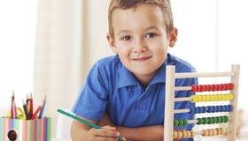 Что должен уметь шестилетний ребёнок и как помочь ему подготовиться к школе