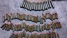 На Полтавщині чоловік вдома зберігав наркотики, гранати та 150 патронів різних калібрів