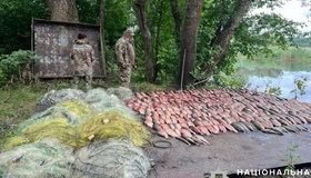 Поліція вилучила півтора кілометра браконьєрських сіток