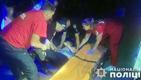 Поліцейські врятували жінку, якій раптово стало зле