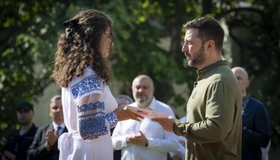 Зеленський вручив паспорти громадянина України: серед них п'ятеро полтавців