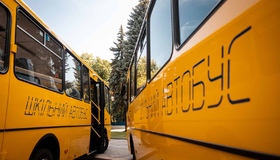 20 громад області отримають шкільні автобуси