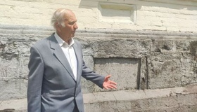 Смерть: у Кременчуці з вікна багатоповерхівки випав відомий краєзнавець