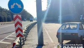 Під Полтавою легковик збив поліцейського