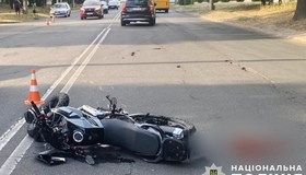 У Полтаві машина збила 14-річного мотоцикліста: життя підлітку врятував військовий