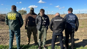 На Полтавщині затримали чоловіка за спробу дати хабар прикордоннику