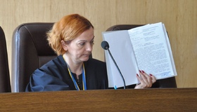 Суддю Октябрського райсуду Полтави відсторонили та подали на звільнення