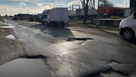 Полтавці скаржаться на ями у Щербанях: 26 років без капремонту дороги