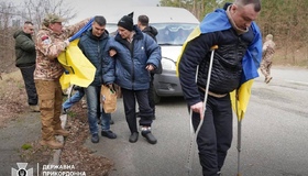 На Полтавщину повернулися шестеро воїнів із російського полону. ВІДЕО