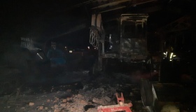 Пожежа на підприємстві: окупанти уночі атакували Полтавщину 