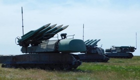 Атака дронів: уламки пошкодили будинок, дитячий табір та ЛЕП