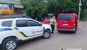 В Оржиці під колеса авто потрапила пенсіонерка