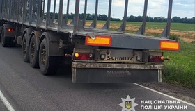 На Полтавщині мотоцикліст постраждав у ДТП із вантажівкою