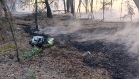 Унаслідок падіння збитої ракети на Полтавщині у лісі спалахнула пожежа 