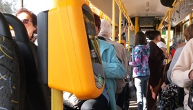У Полтаві тестують валідатори: пасажири платять менше на задніх дверях