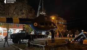 У Полтаві замість пам’ятника на місці відпочинку Петра І встановили вертоліт