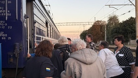 Людей із зруйнованих сіл Донеччини евакуювали до Полтави