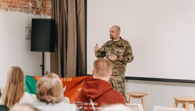 На кону стоїть існування держави: історія викладача з Полтави, який пішов на фронт