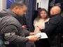 Понад рік "зливали" блокпости: СБУ викрила двох полтавок та корупційну схему медиків