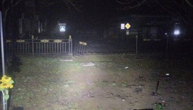 У Полтаві водій зніс огорожу та пошкодив пам'ятні дошки на Алеї Героїв