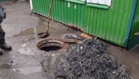 Клавіатура в каналізації: полтавські комунальники вражені знахідками