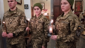 У Полтаві передали Вогонь миру військовим і курсантам