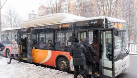 У Полтаві на маршрут вийшли шість великогабаритних автобусів