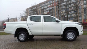 Полтаваобленерго без торгів купило три пікапи