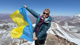 Полтавка Наталія Іленко-Лобач підкорила найвищий вулкан світу