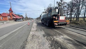 На Полтавщині ремонтують автодорогу в напрямку Харкова