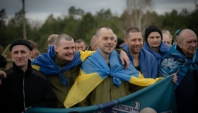 П&rsquo;ятеро воїнів із Полтавщини повернулися з полону додому