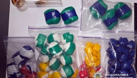 На Полтавщині затримали молоду жінку з наркотиками